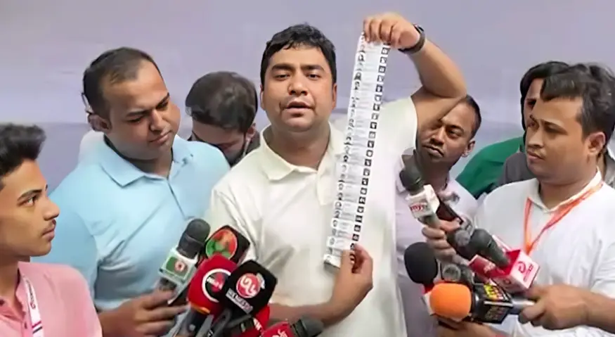 নির্বাচনে ঢাকা বিশ্ববিদ্যালয় ক্যাম্পাসে উত্তেজনা, ছাত্রদল ও শিবিরের পাল্টাপাল্টি অভিযোগ