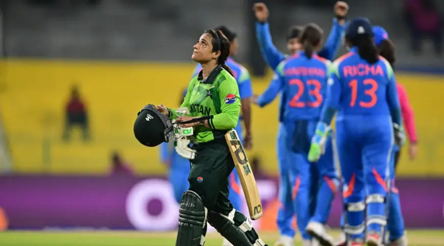 ভারত ম্যাচে আচরণের জন্য শাস্তি পেলেন পাক ব্যাটার সিদারা আমিন