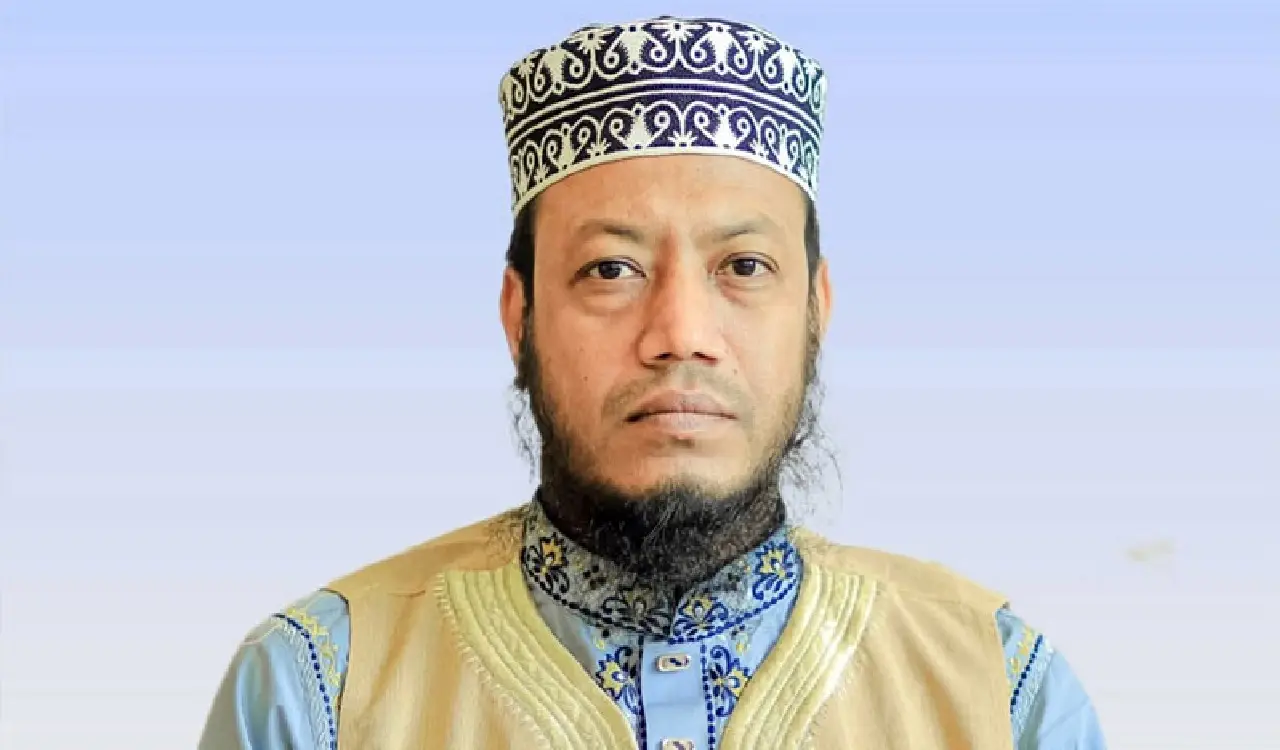 লালনের মাজারে সংস্কৃতির নামে চলে অনৈতিক কাজ, অভিযোগ আমির হামজার