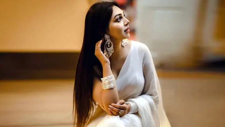 লাইভ আড্ডায় বিয়ে ও বিচ্ছেদ প্রসঙ্গে ক্ষোভ ঝরালেন প্রভা