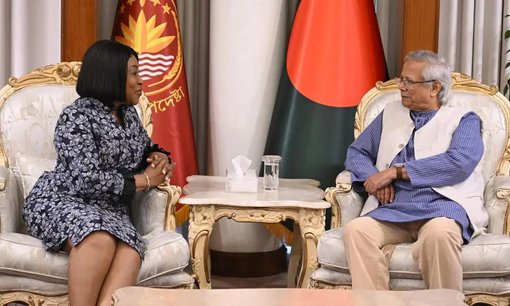 আসন্ন জাতীয় নির্বাচন সুষ্ঠু আয়োজনের জন্য কমনওয়েলথের সহযোগিতা চাইলেন প্রধান উপদেষ্টা