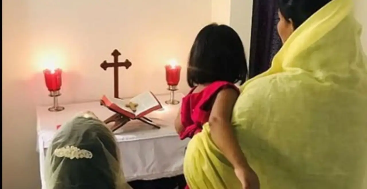 ভারতে প্রার্থনার সময় খ্রিস্টান পরিবারে শতাধিক মানুষের হামলার অভিযোগ
