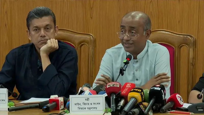 ‘পার্শ্ববর্তী দেশ থেকে পরিকল্পিতভাবে মাদক চাপিয়ে দেওয়া হচ্ছে’