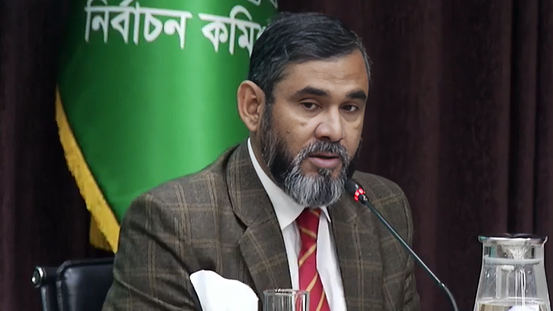 নির্বাচন সামনে রেখে সন্ত্রাসীদের এলাকাছাড়া করতে নির্দেশ ইসির
