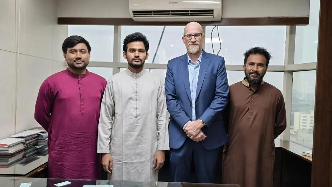 এনসিপি কার্যালয়ে মার্কিন দূতাবাসের কর্মকর্তার সৌজন্য সাক্ষাৎ