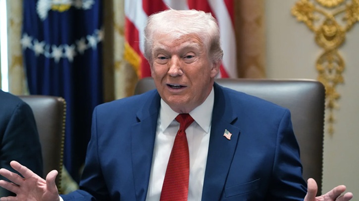 নিজেকে ‘শান্তির দূত’ হিসেবে দেখতে চান ডোনাল্ড ট্রাম্প